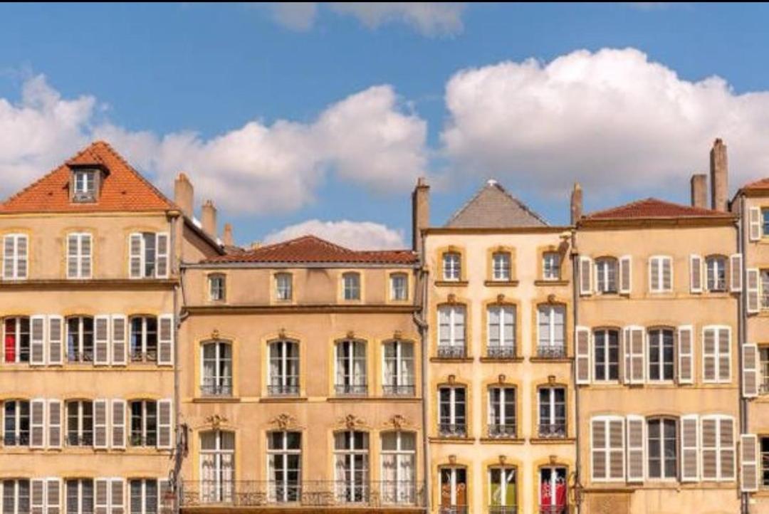 Appartement spa privé pour les séjours seul ou a deux Metz Esterno foto
